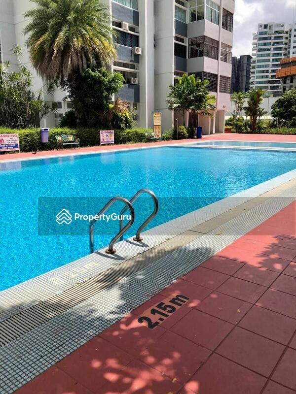 King's Mansion Condominium Details in East Coast / Marine Parade